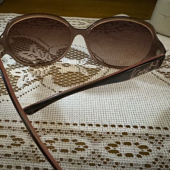 Coach 2 sunglasses with their cases - Picture 11 of 16